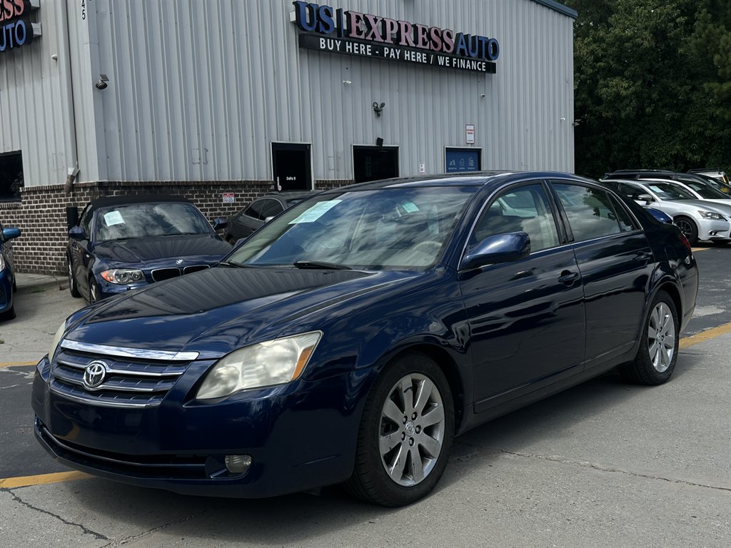2005 Toyota Avalon